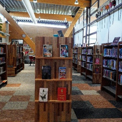 NIEUWE MEDIATHEEK 